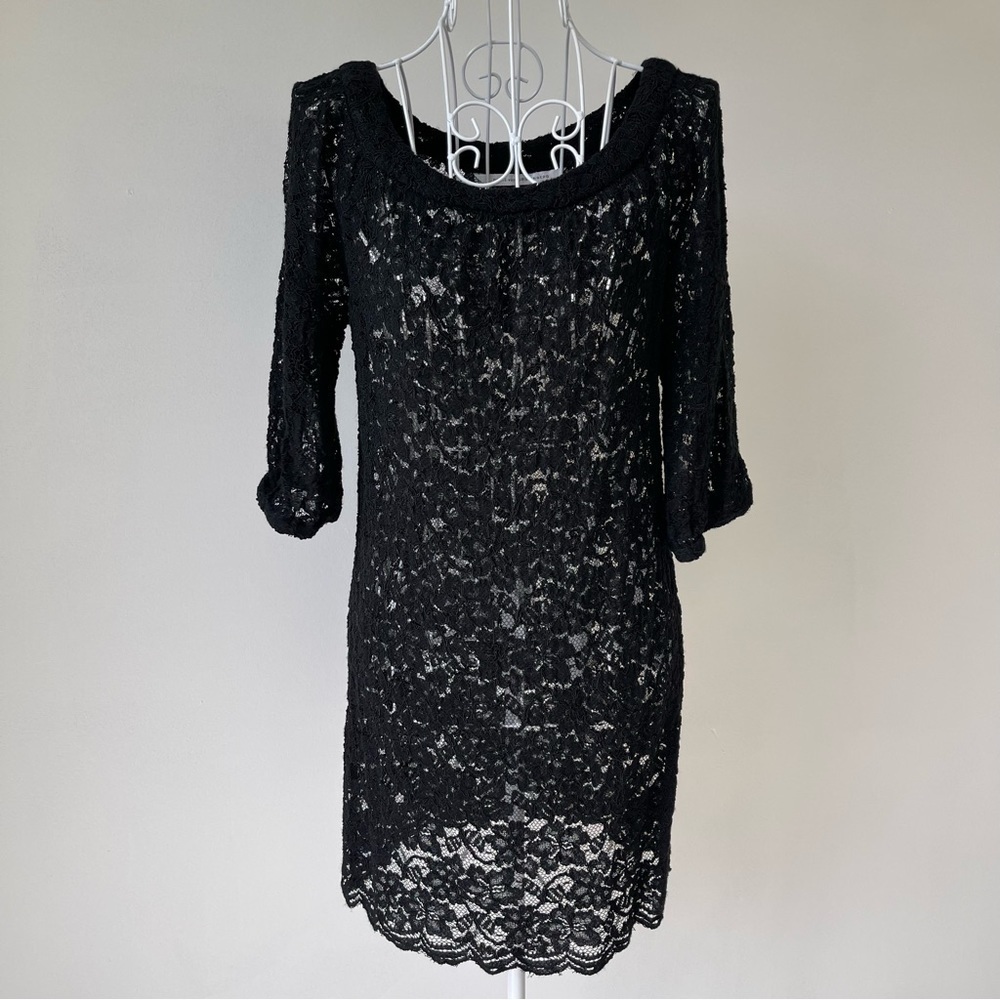 Diane von Furstenberg lace dress slip dress missing also length sleeve size 4